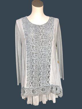 Fashion Concepts Tunic Womens M Grey Lace Top Crochet Hem Long Sleeves New
